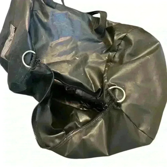 XL DUFFLE BAG - Picture 11 of 12